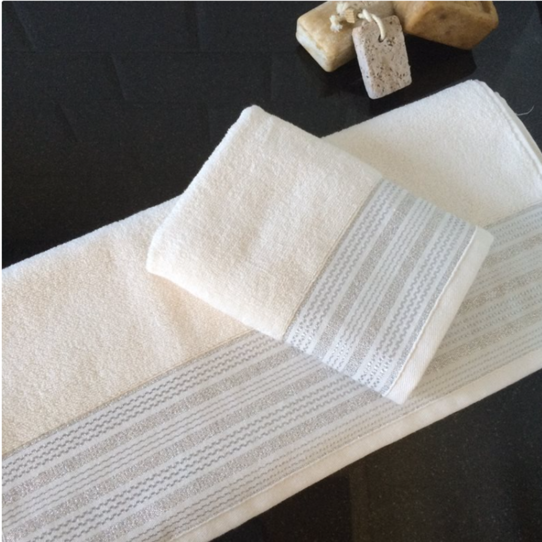 Luxurious Patterned Cotton Towels - Cream